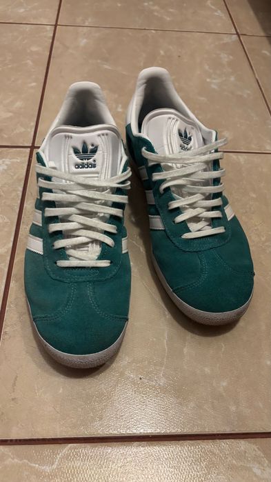 Vand adidas gazelle originali