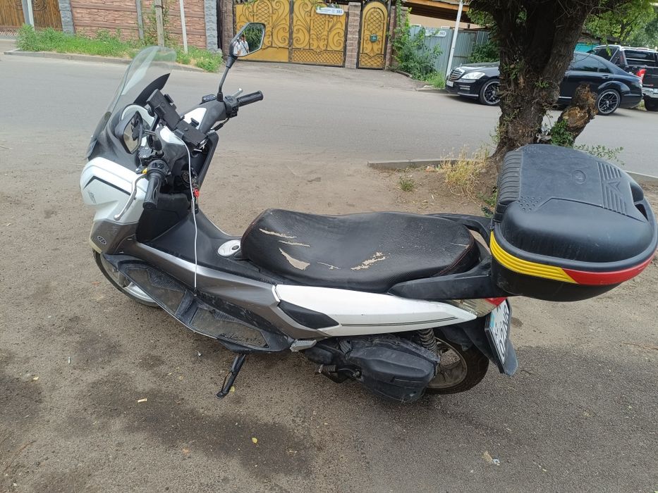Продам Н макс 200 куб