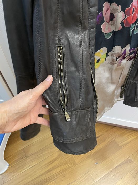 Кожаная куртка TED BAKER