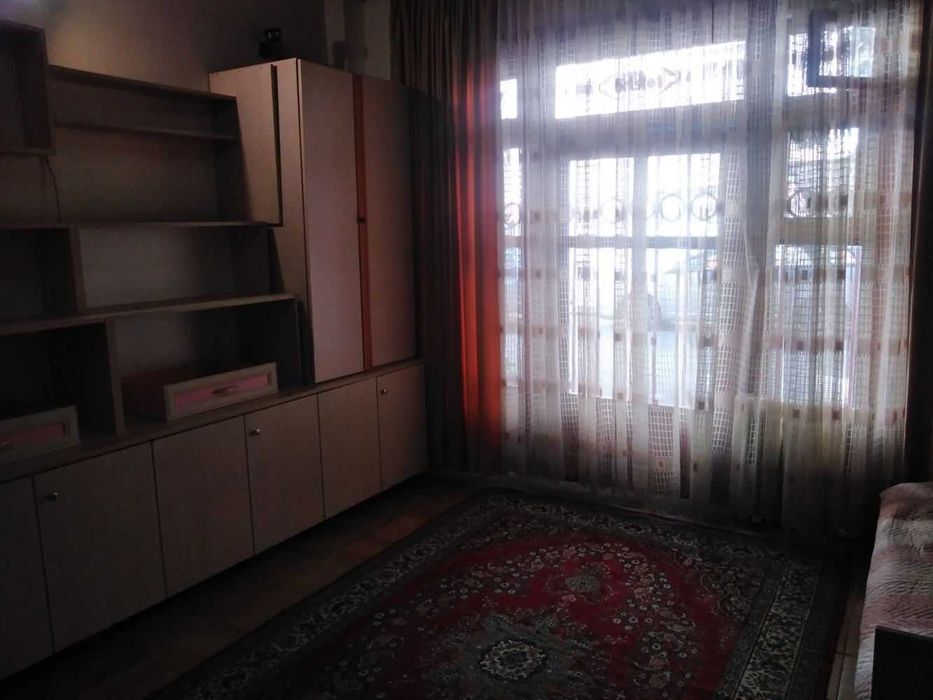 Дава се под наем Едностаен апартамент в Пловдив, Център - 50 кв.м за 204 € - Снимка #2