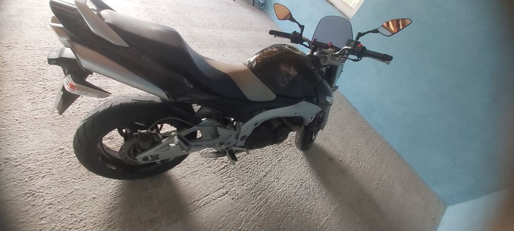 Suzuki gsr 600  100cp