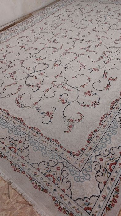 Ковер 3*4 б/у в отличном состоянии