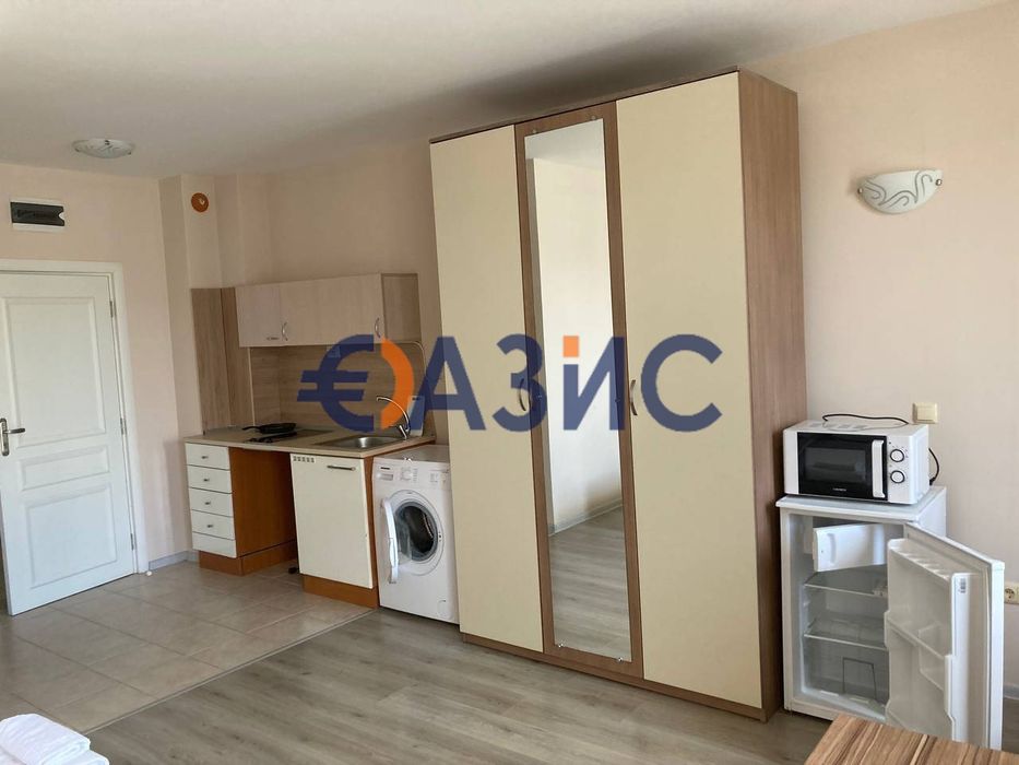 Продава се Едностаен апартамент в к.к. Слънчев бряг - 42 кв.м за 1358 €/кв.м - Снимка #1