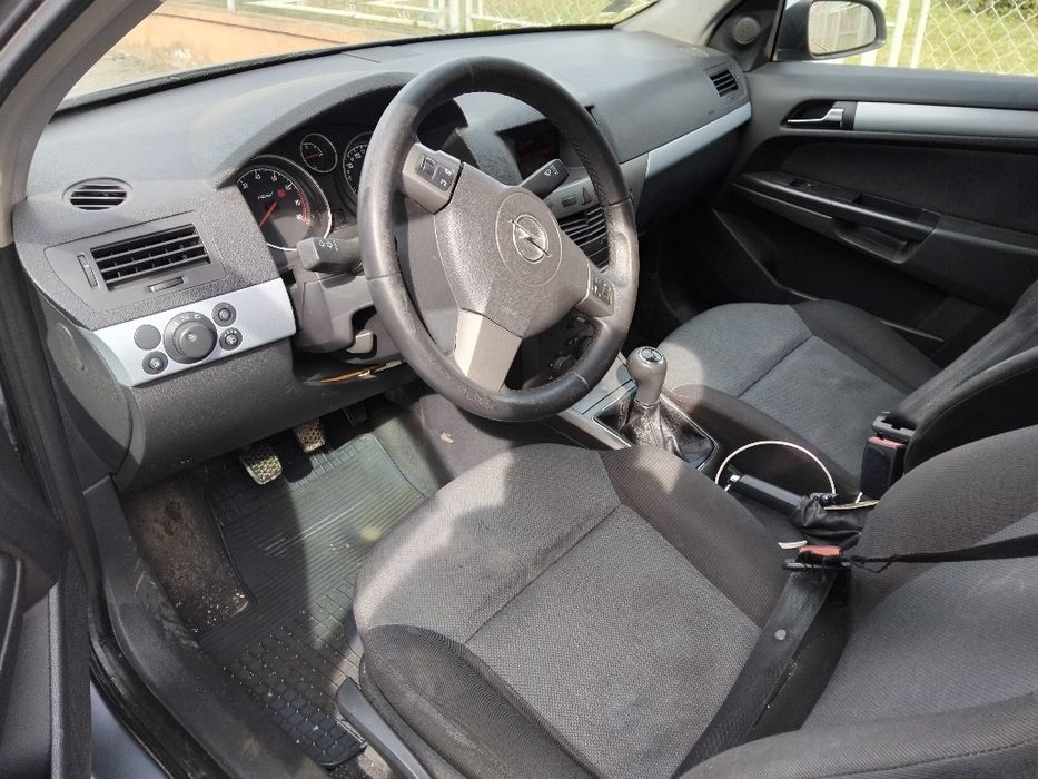 Opel Astra H 1.6