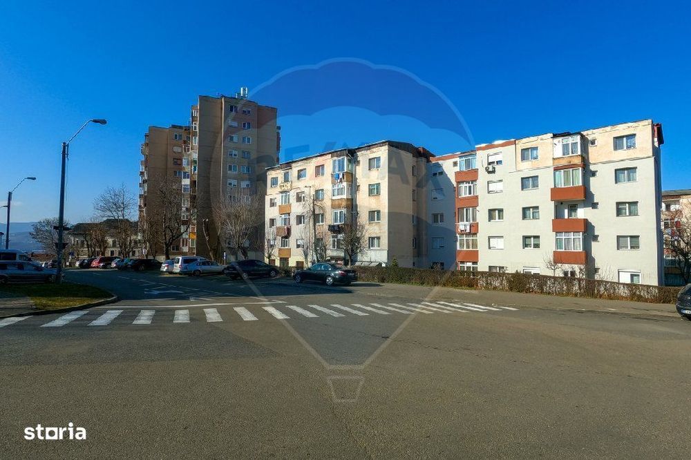 Apartament 2 camere de vanzare, Hunedoara