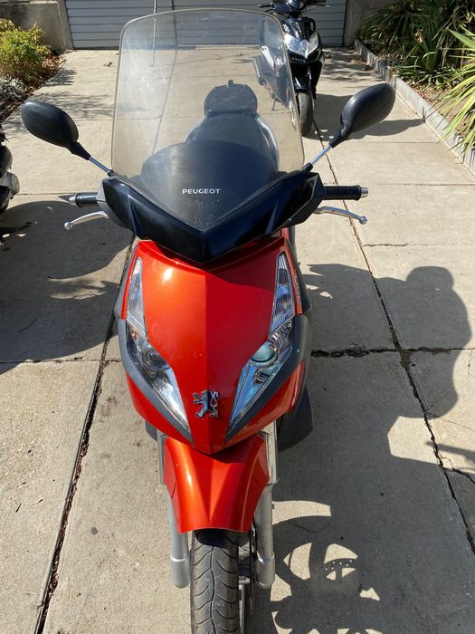 Vand scutere de 50 cc