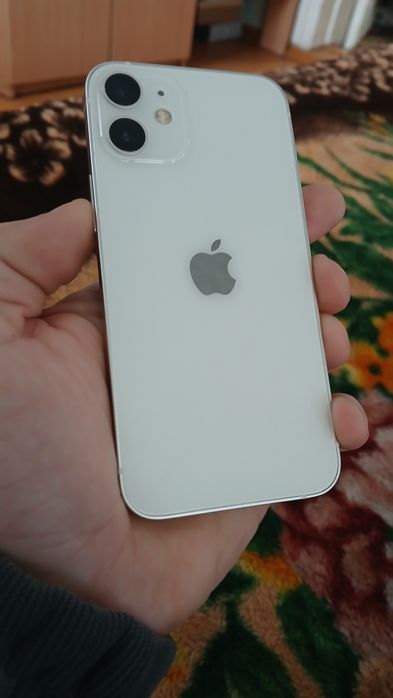 Продам Iphone 12 mini
