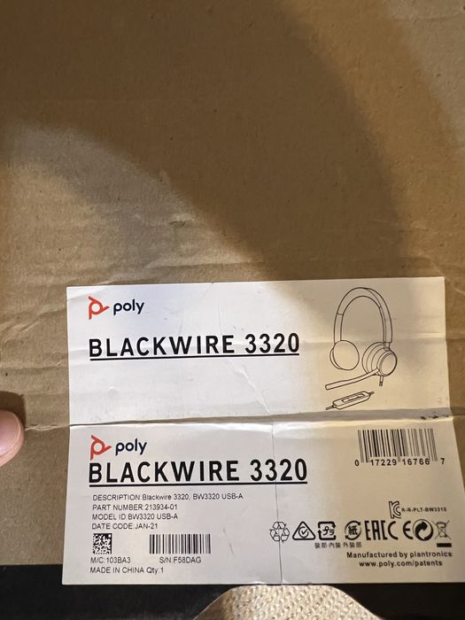 Casti BLACKWIRE 3320