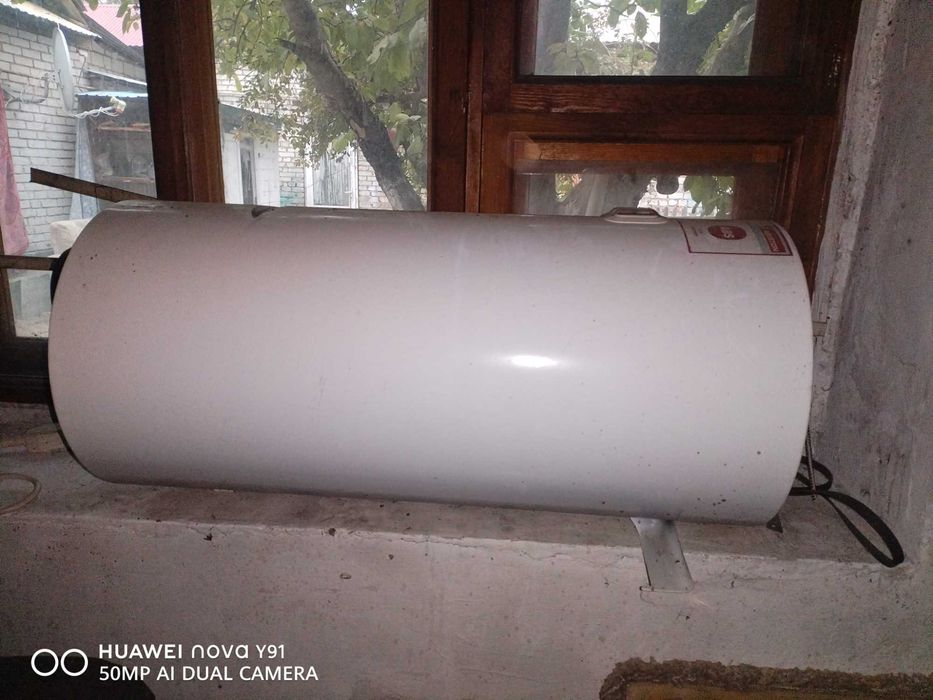 Продам водонагреватель болер