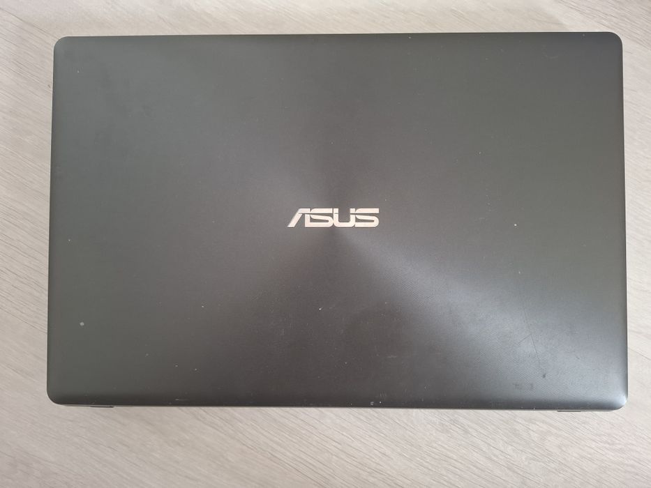 Laptop Asus R510J