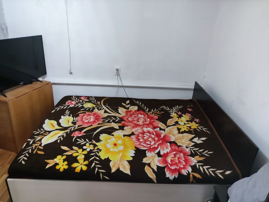 Продам кровать двуспальная