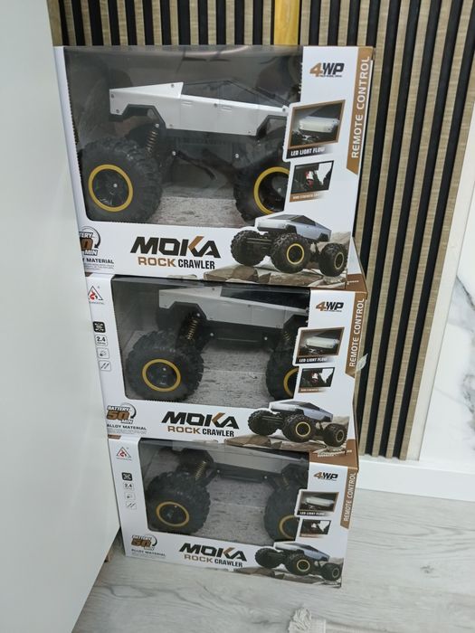 Продам внедорожник машинку