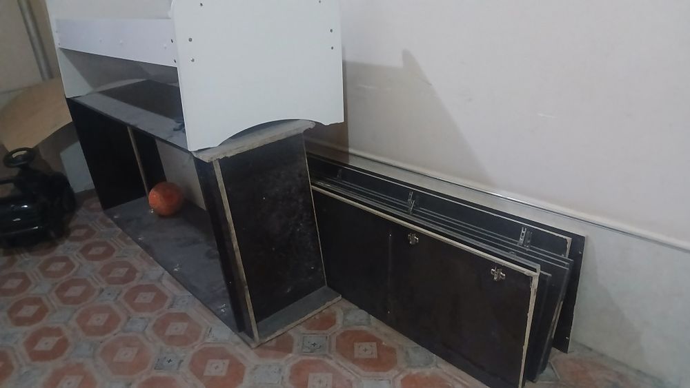 Eski beu mebellar sotiladi