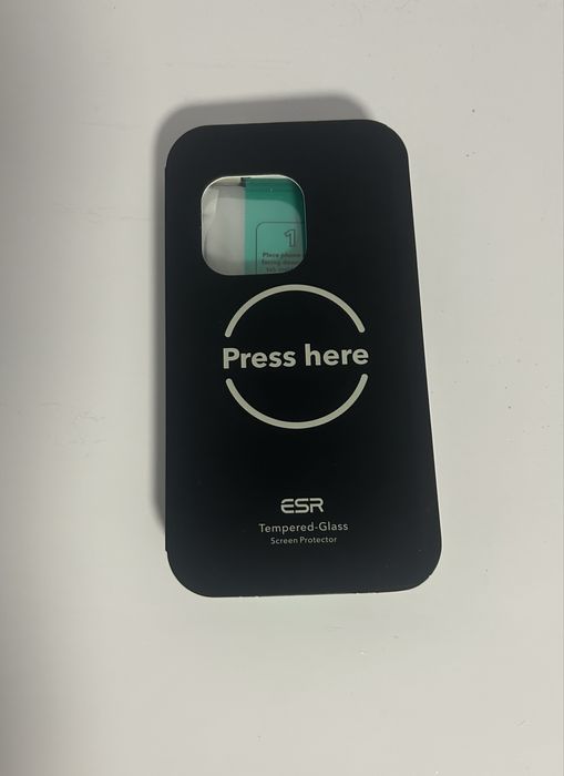 Folii Sticlă ESR iPhone 16 Pro Max - 76 Lei