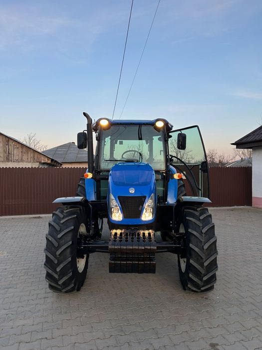 Tractor New Holland