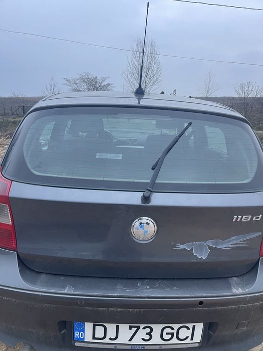 Dezmembrez Bmw Seria 1 E87