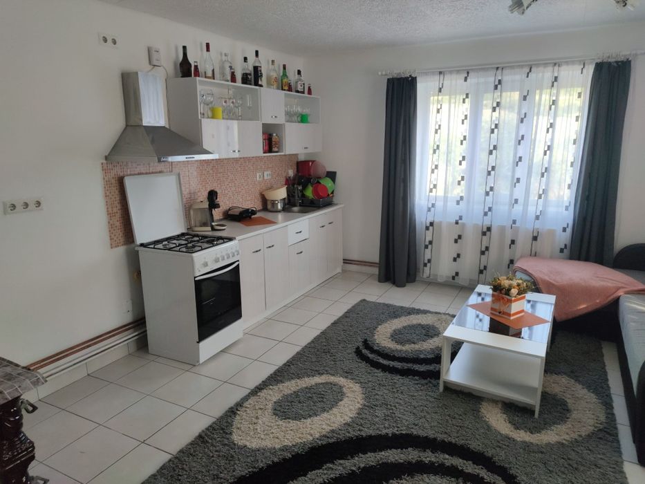 Casa cu 1050 mp teren - acte