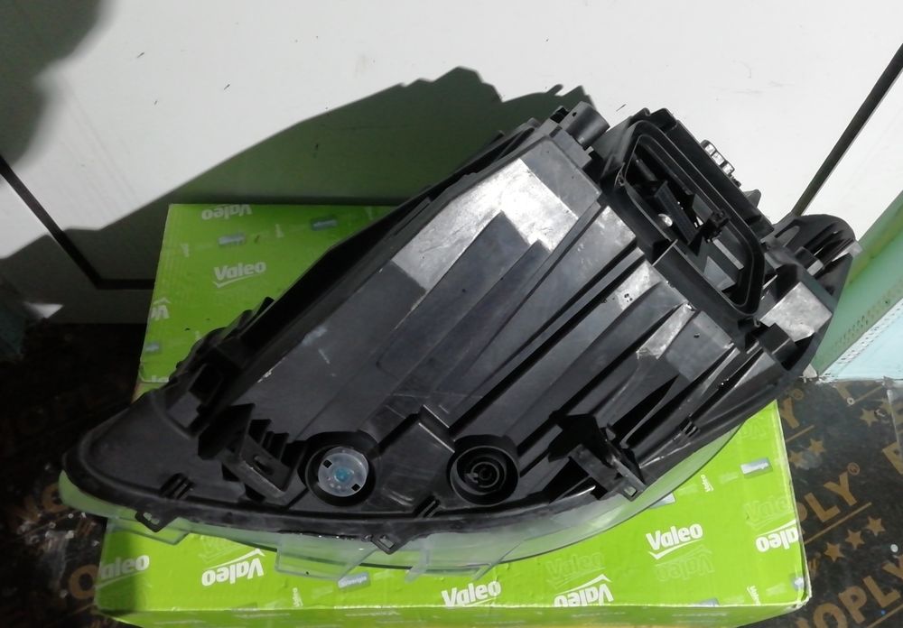 Фар Фарове за Mercedes Sprinter W910 / Мерцедес Спринтер A910 Full LED