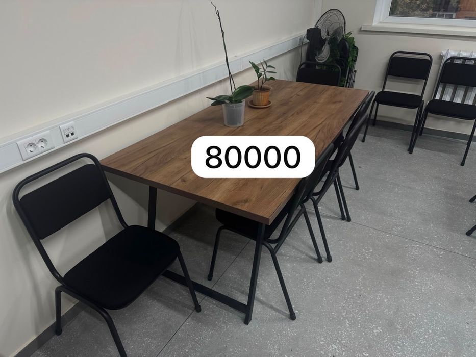 Продам стол в связи с закрытием офиса