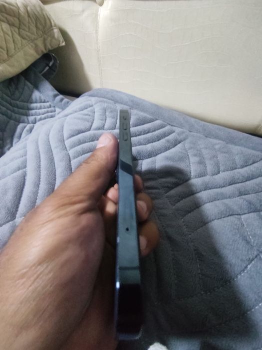 Продам айфон 12 про 128