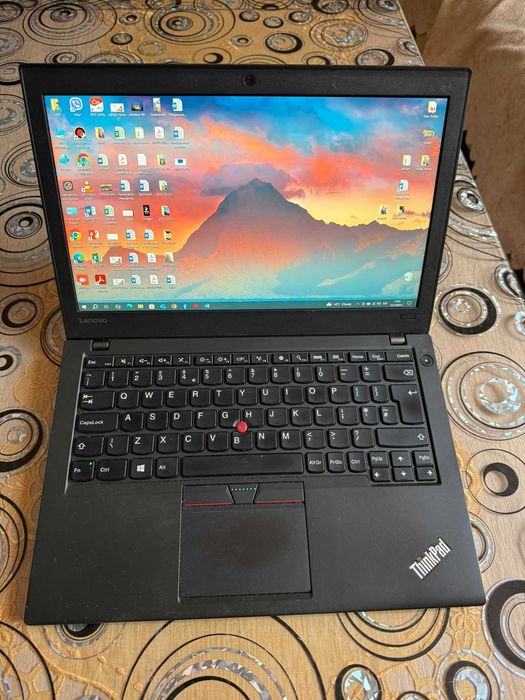 Продавам Lenovo ThinkPad X260 – i7 / 8GB RAM / 128GB SSD / FHD