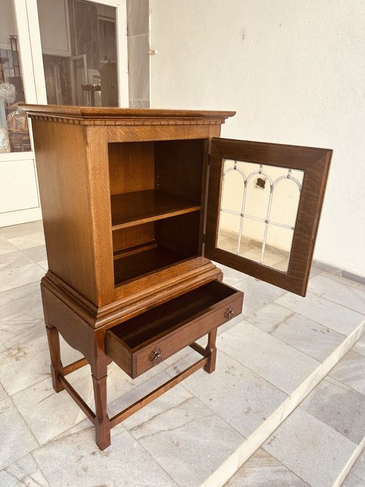 Дъбов шкаф/витрина с оловно стъкло от 70-те