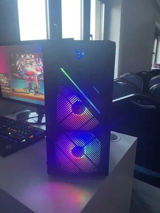 Vand PC Gaming i5 / RX 580 Sapphire Nitro+ / 16GB RAM / RGB
