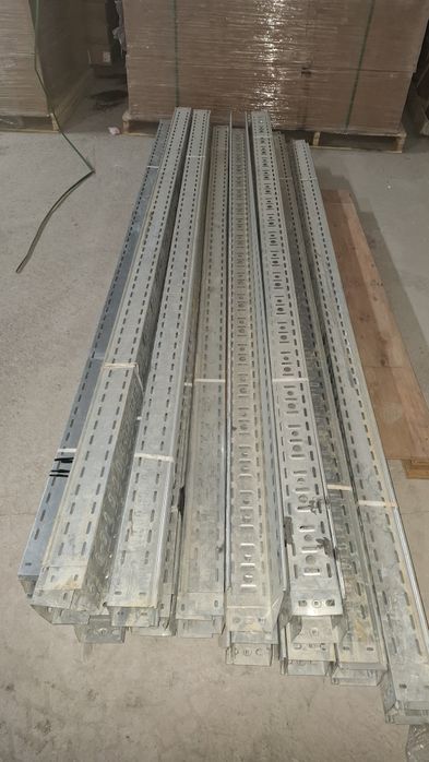 Лоток 100×100×3000 для проводки кабелей