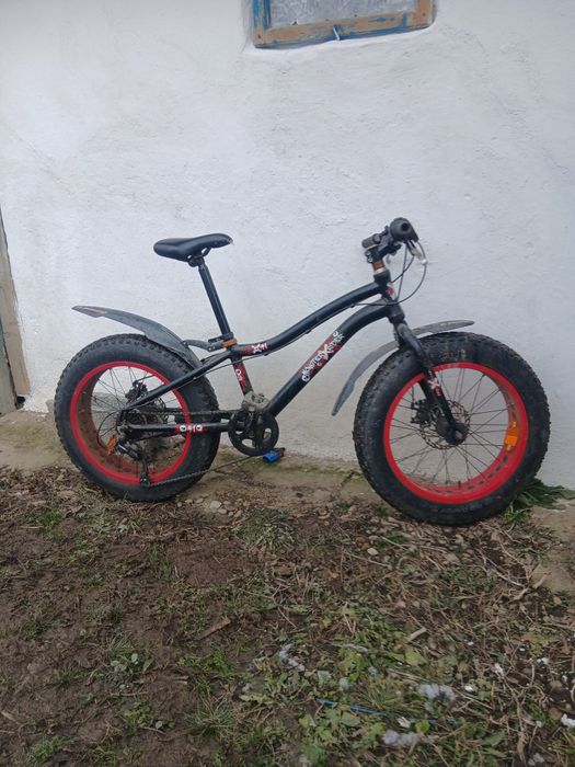 Vind bicicletă pentru copii