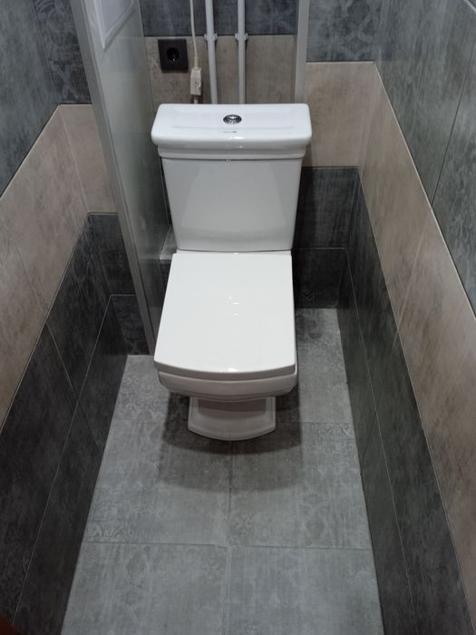 Сантехник. Ремонт подвесных унитазов..