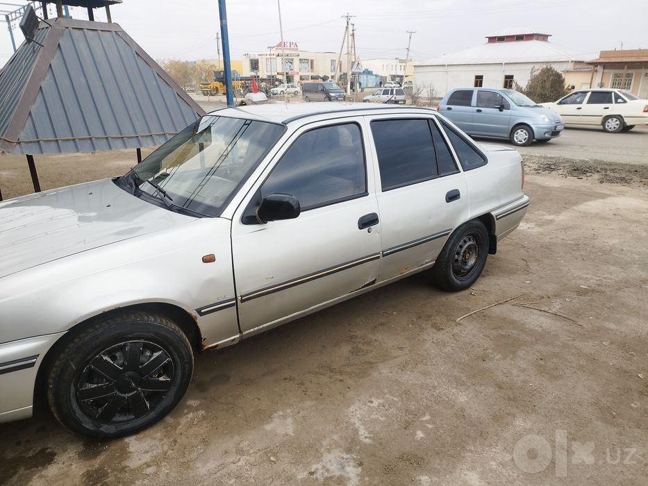 Нехиа1 2008 сручни сотилади.