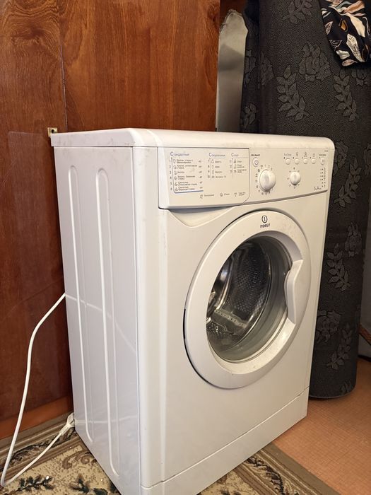 Стиральная машина indesit, 5kg
