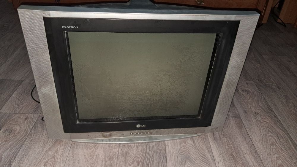 Телевизор LG на запчасти