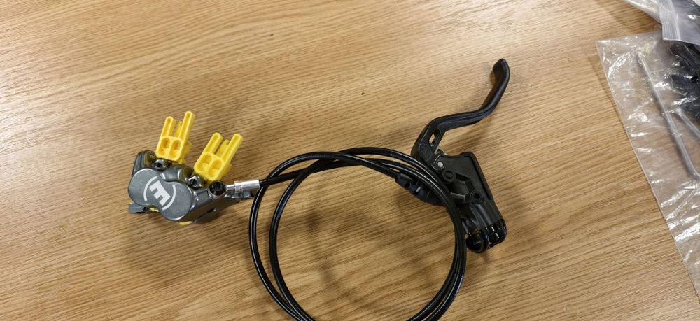 Magura MT7  Carbotecture SL 4-Piston Disc Brake/Предна 4-Бутална Хидравлична Дискова Спирачка
