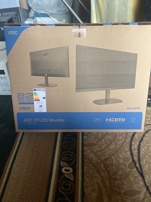 Манитор для компьютера