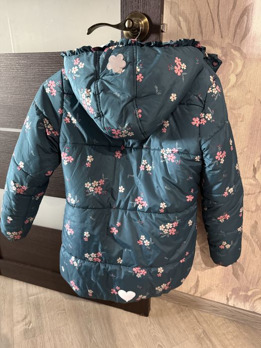 Продам куртку демисезонную