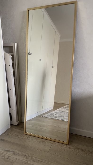 Зеркало в полный рост