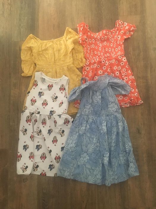 Различни детски рокли