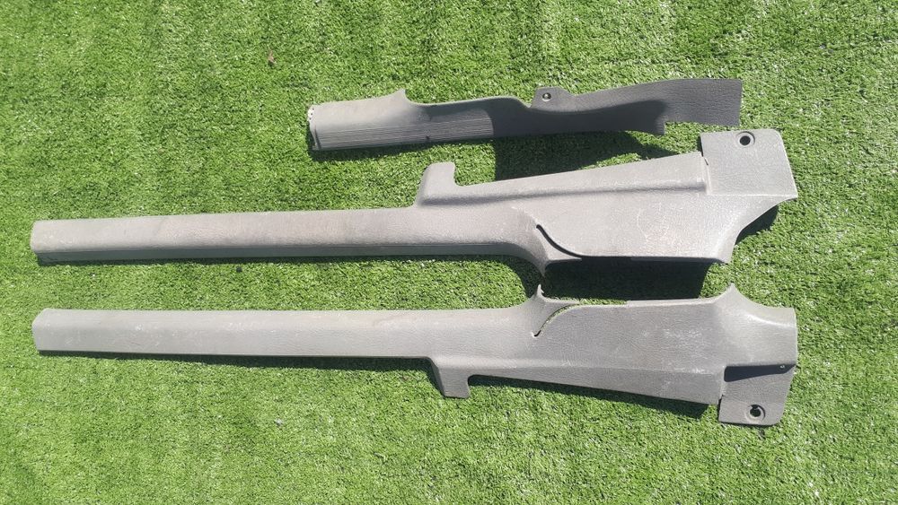 Запчасти на audi 80. Пластиковые.