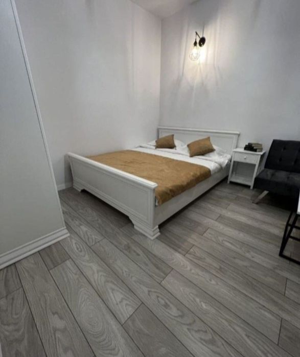 Garsonieră de închiriat în Mamaia Nord, Kaufland, iarnă-vară, curte 30mp