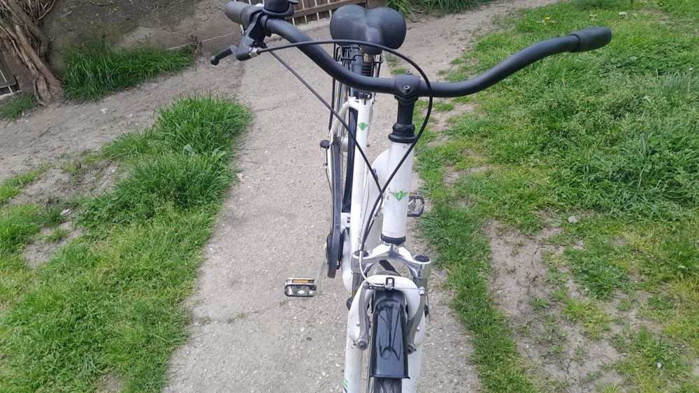 Bicicleta dama strada Zundapp 28 inchi Aluminiu cadru M suspensie furca + sa jante duble 3 viteze butuc frana clasica
