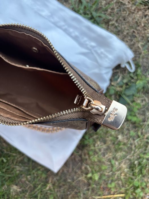 Coach teri bag monogram