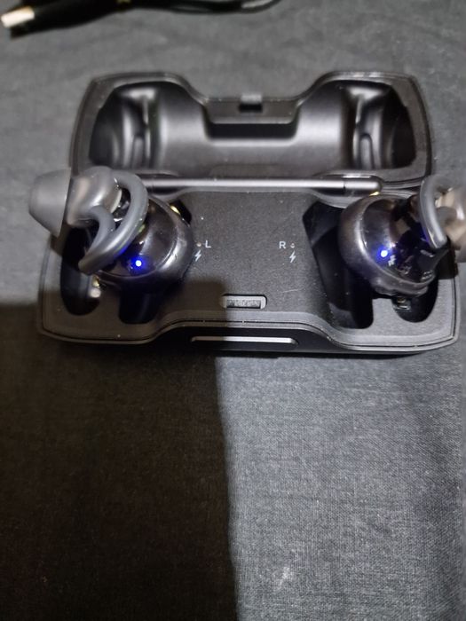 Casti wireless Bose soundsport free impecabile atât estetic cât și funcțional