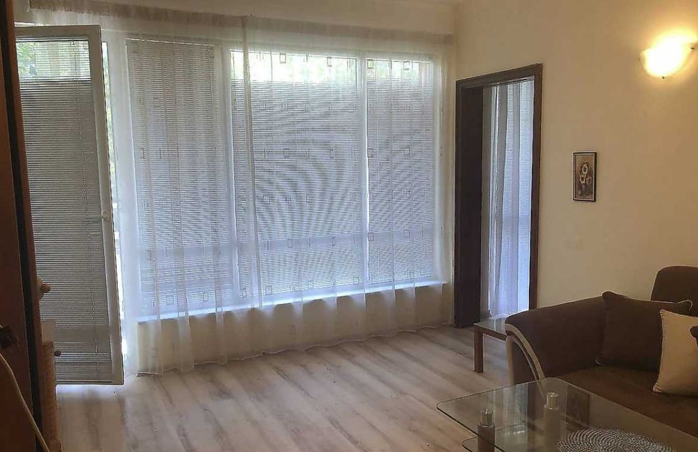 Дава се под наем Двустаен апартамент в Бургас, Възраждане - 190 кв.м за 200 € - Снимка #3