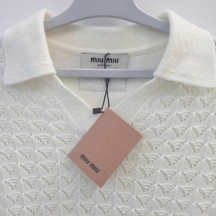 Bluza MiuMiu Cashmir, marimea 38 / M, noua, Alb