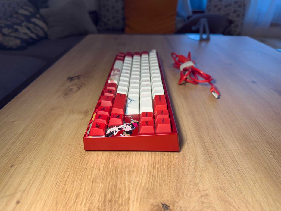 Клавиатура Ducky x Varmilo Miya Koi 65%, Cherry MX Silent Red