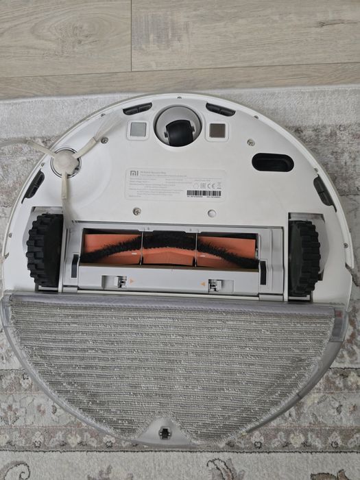 Робот пылесос Xiaomi Mi Robot Vacuum Mop