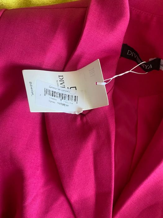 Платье нарядные новый