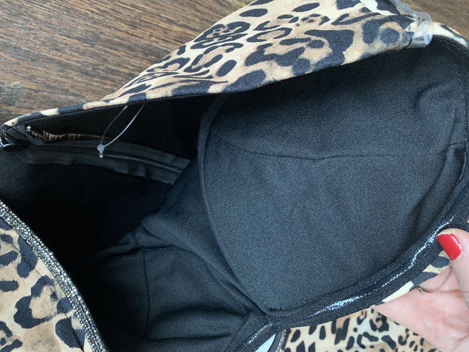 Rochie superba model pantera cu strasuri