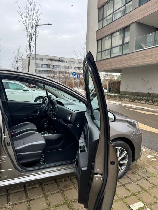 Toyota Yaris Editie Limitata Y20 1.5VVT-IE Automat CVT doar 20.000KM